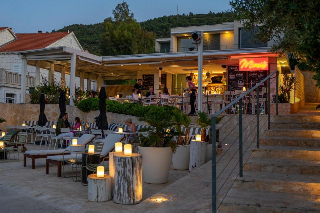 Tara'S Lodge Zrnovo Ngoại thất bức ảnh