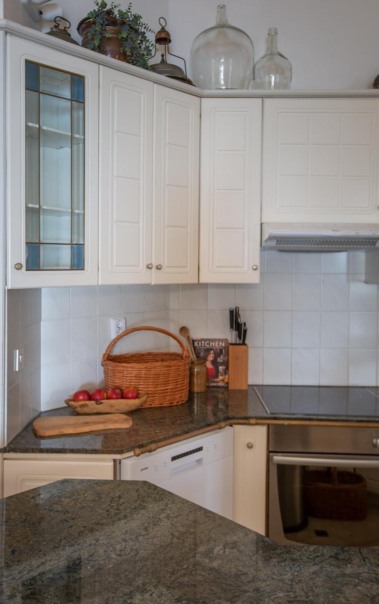 Tara'S Lodge Zrnovo Phòng bức ảnh